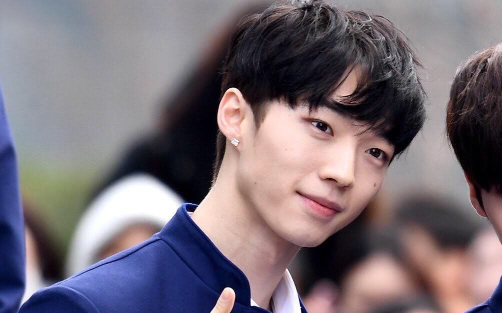 【朴yuri_park yury】190321 上岩见面会 饭拍_哔哩哔哩 (゜-゜)つロ