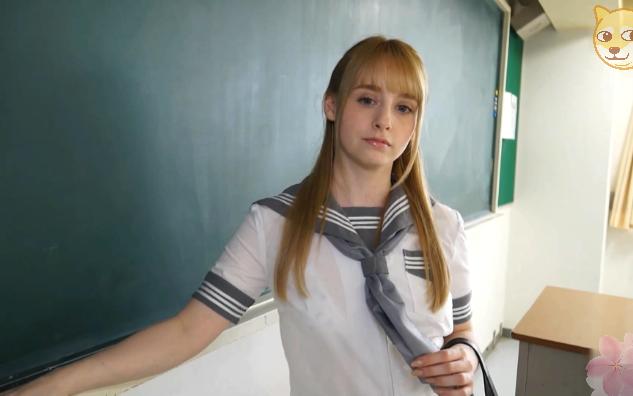 东欧精灵gemma louise活泼灵动