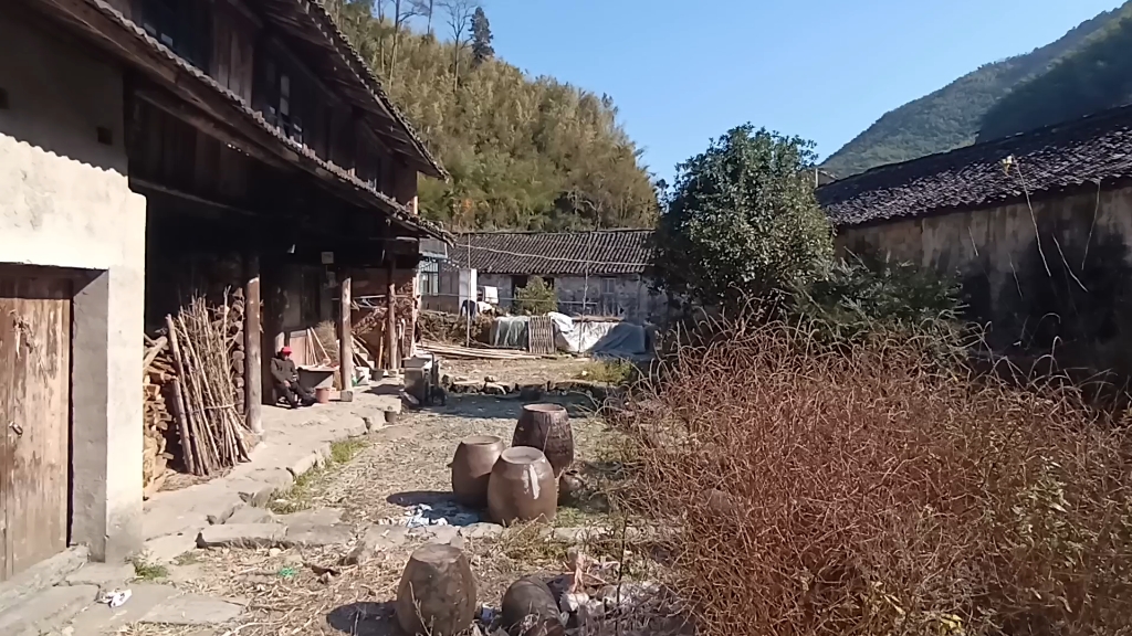 宁波市宁海县黄坛镇里坑村