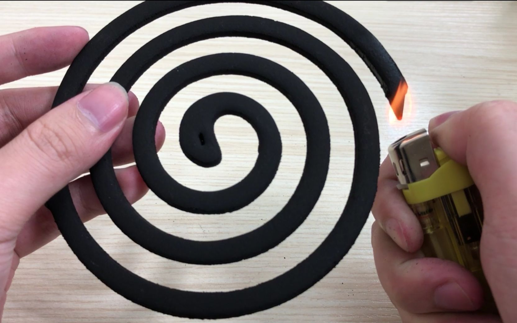 夏天蚊子多蚊香没作用?学会这个小妙招,蚊子再也不敢进家门!