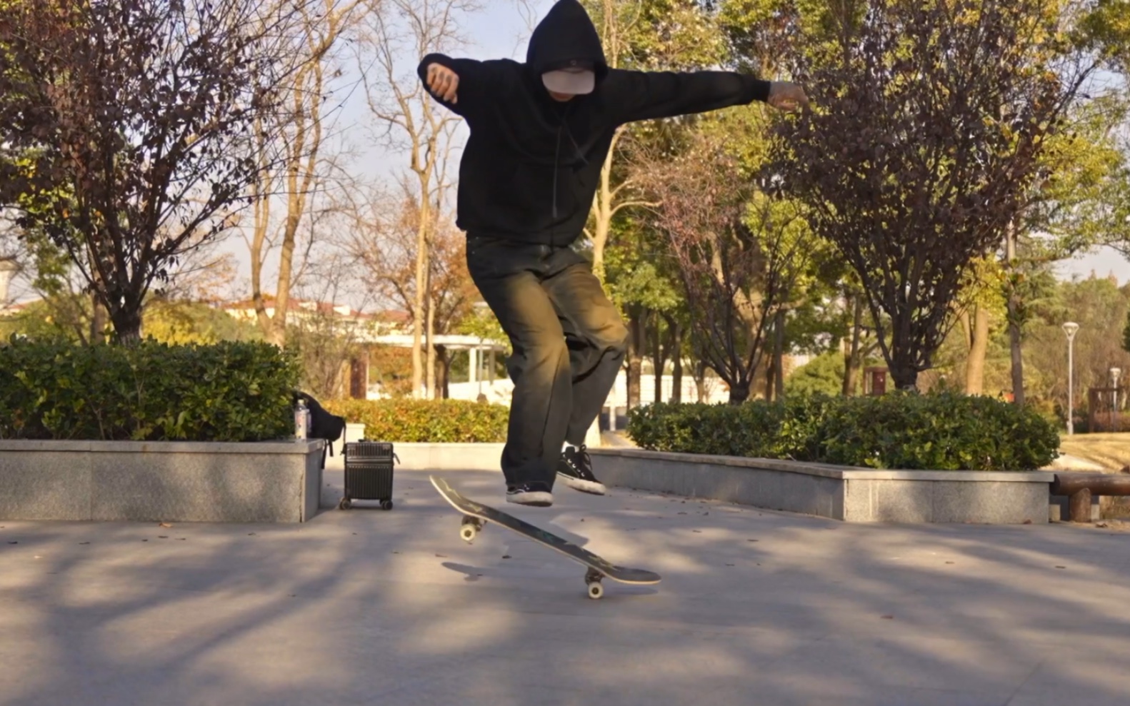 【滑板教学】史上最帅滑板动作-elanneqaq-滑板-哔哩哔哩视频