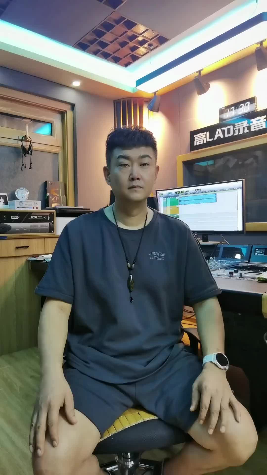 冯一航才艺主播