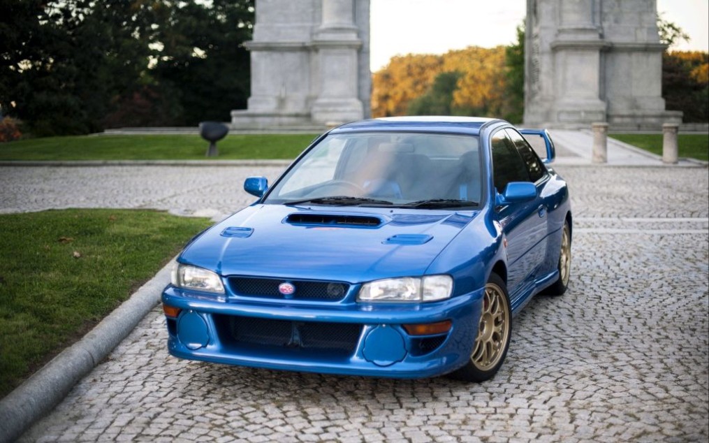 autoart 1/18 subaru impreza 22b 复刻版