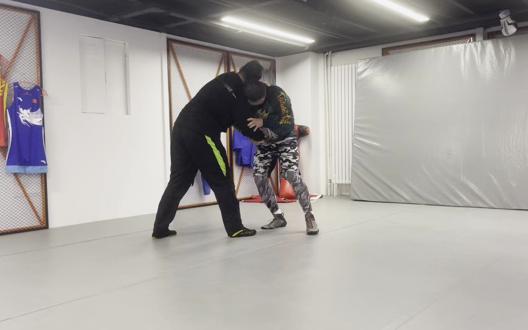 自由式摔跤训练实战1