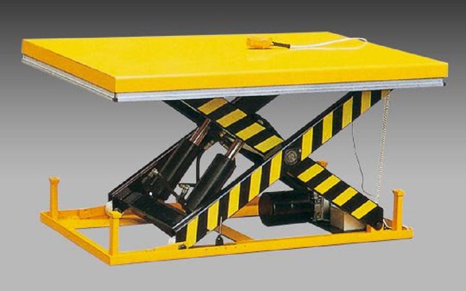 楼板顶升全程驻场：科尼乐重工楼板顶升式液压布料机让高层施工不断档