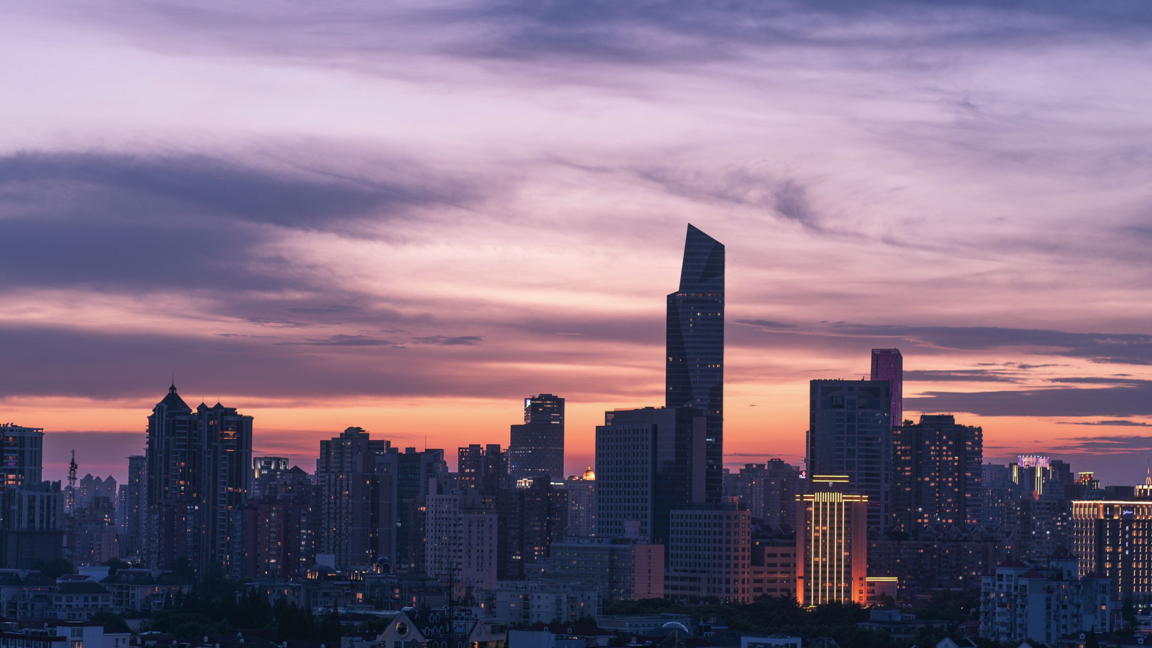 【4k】240张超清照片组成的上海高层第一手晚霞_哔哩哔哩_bilibili