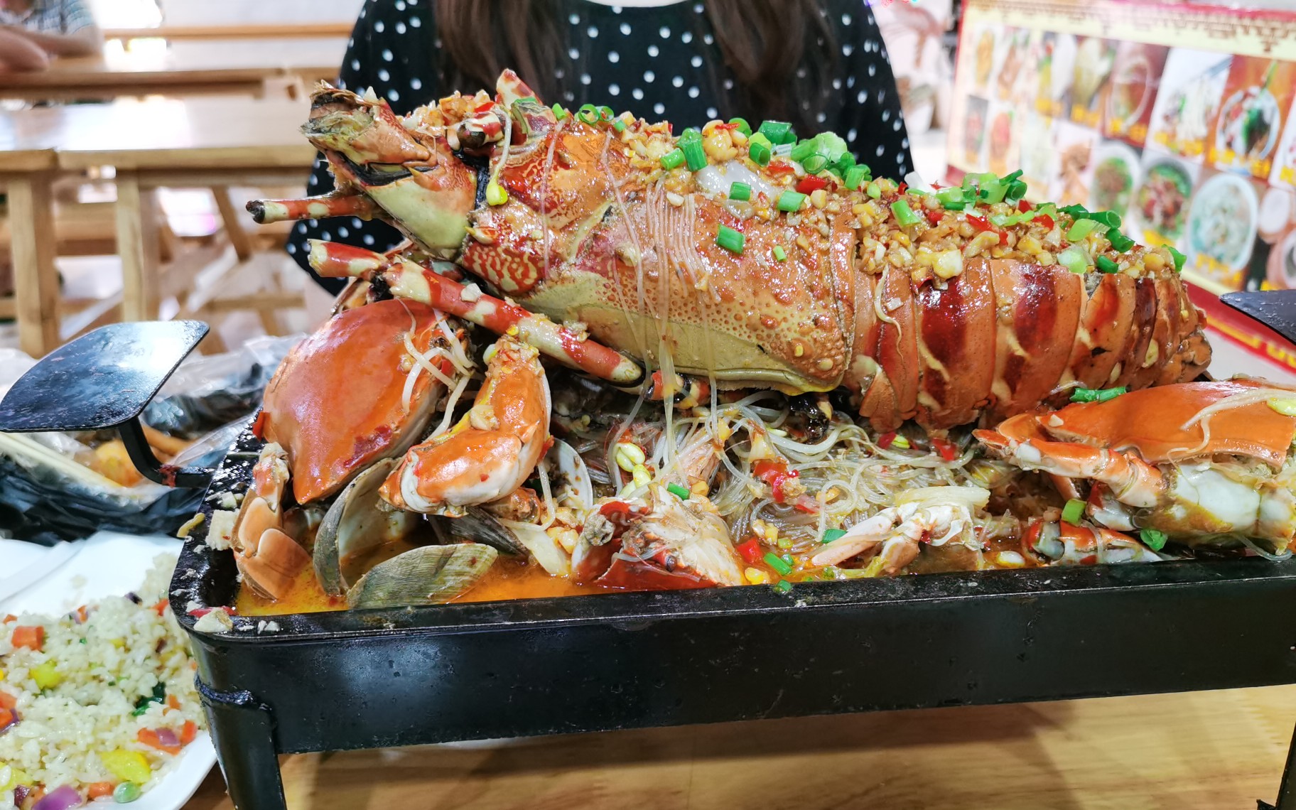 活动  在三亚吃一只大龙虾吃到爽,要花多少钱?太便宜了吧!