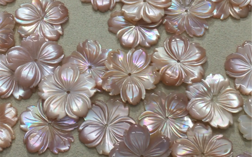 出蝶贝20mm瑕疵粉贝90个999包邮非偏