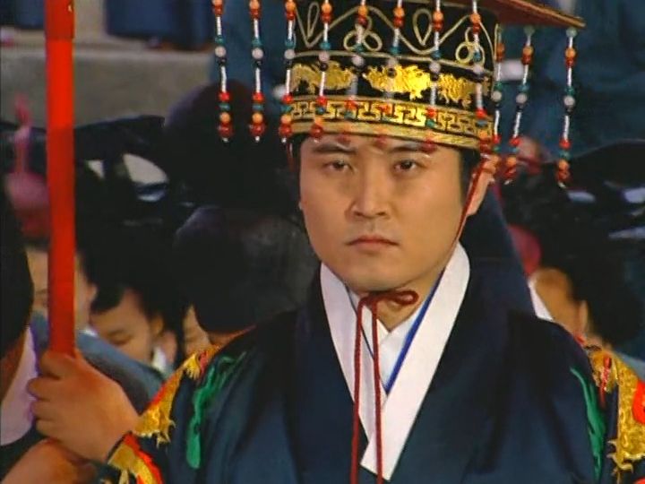 韩剧大长今精彩片段 燕山君的暴政被推翻 晋城大君登基为中宗