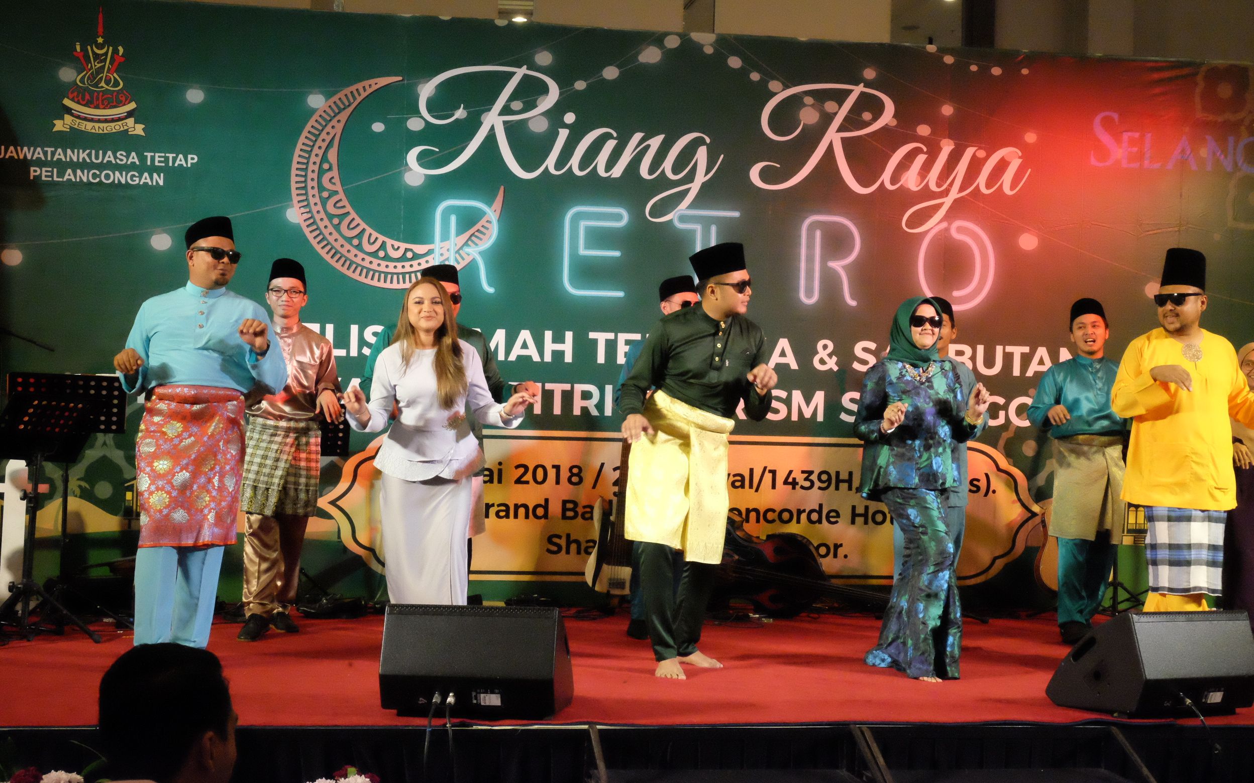 马来西亚的各个族群的舞蹈总是充满异趣令人着迷