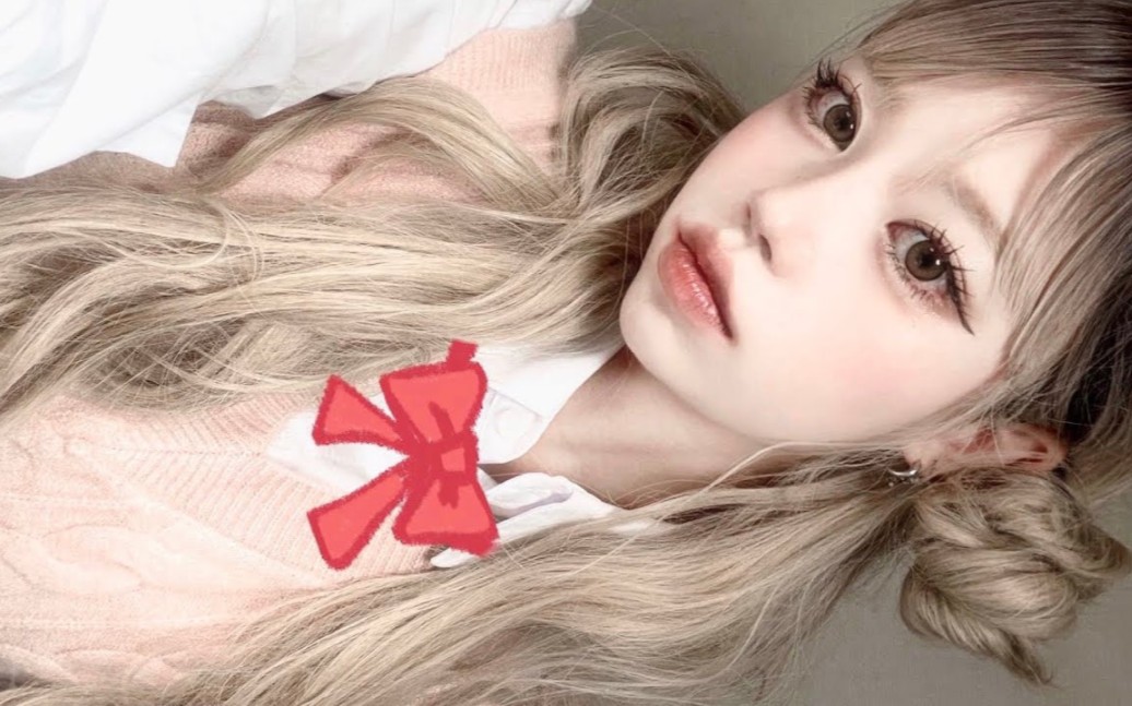 【heeny】 韩国女生网感漫画妆容 | 分享高中时的单恋小故事