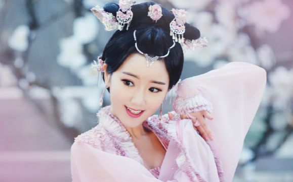 【锦绣未央】李常茹水袖舞的正确打开方式~锦绣未央毛晓彤跳舞cut