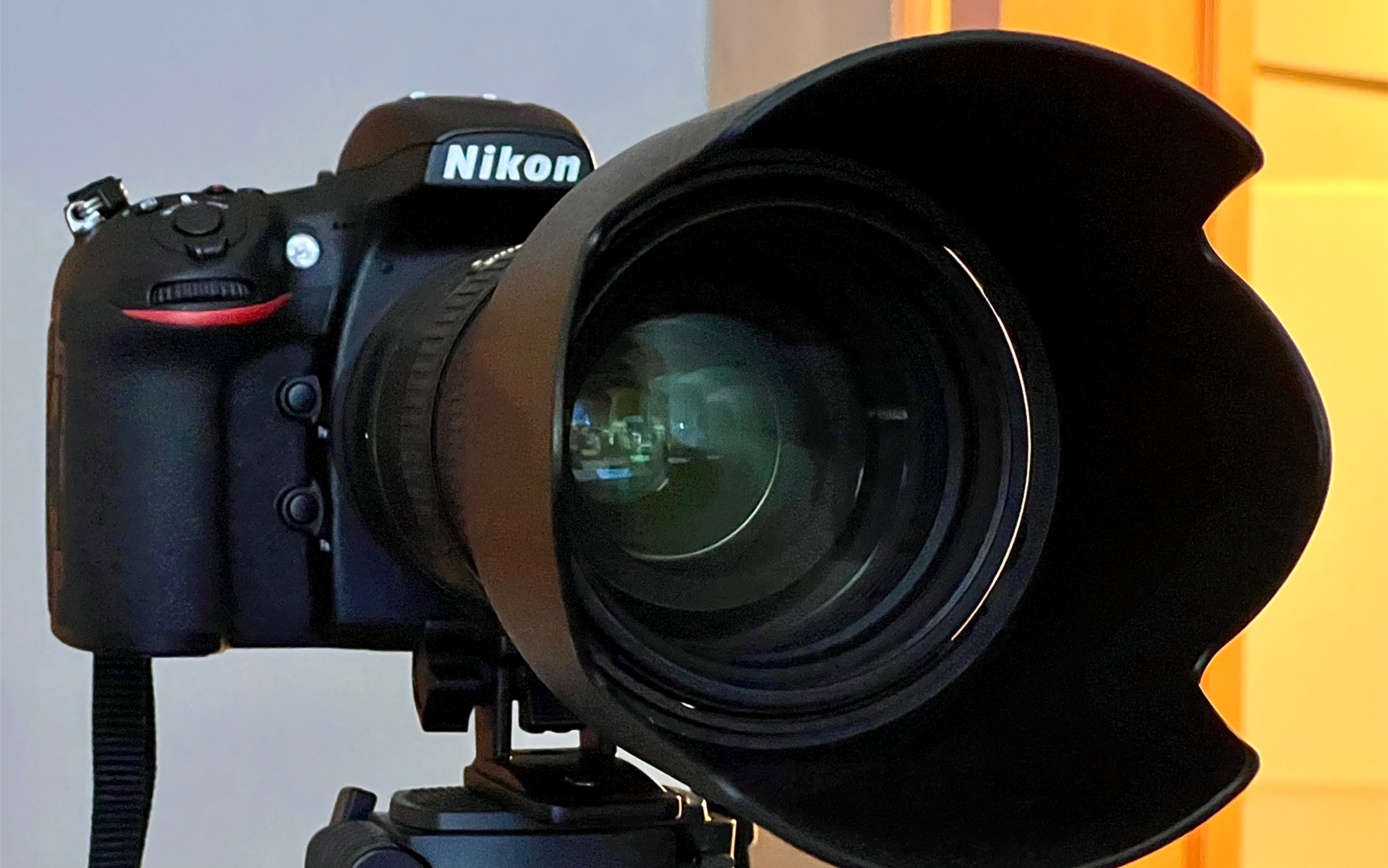 成功变身老法师-尼康单反大炮