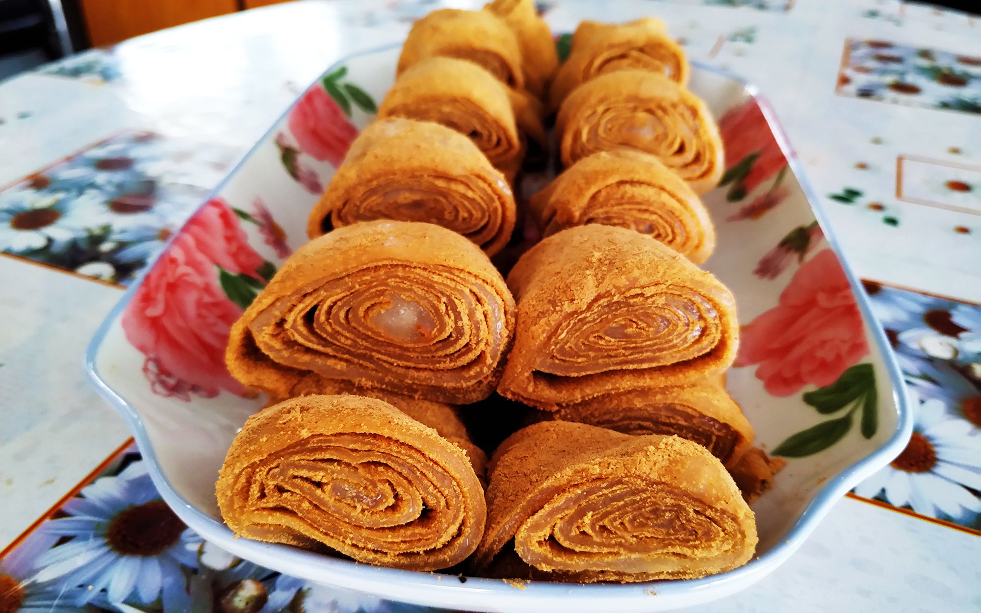 农村媳妇做豆面卷,连粉碎机都用上了,软糯香甜,太好吃了