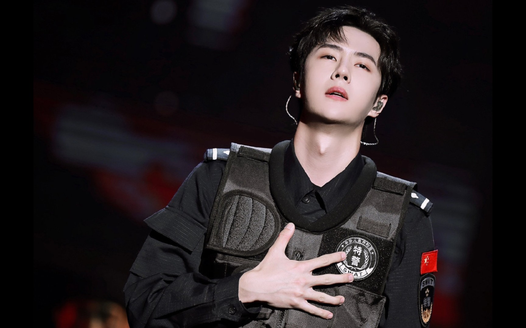 【王一博】致敬警察:《渴望光荣》|王一博制服诱惑|沉迷穿上警服的酷