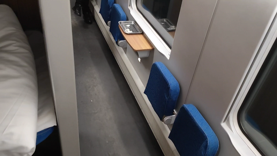 在cr200j上放鸡你太美不会机破吧(恼)