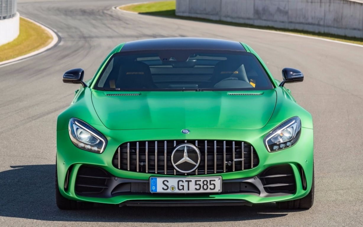 beast of the green hell - the mercedes-amg gt r