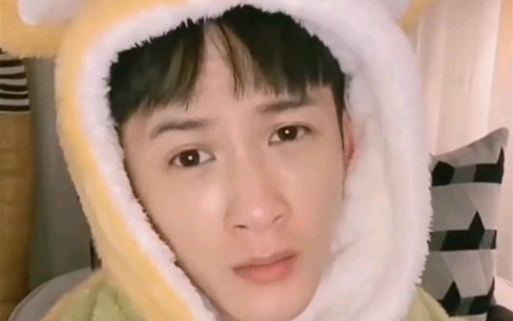 【檀健次】果然台上是帅哥,台下是憨憨,搞笑男不是说说的