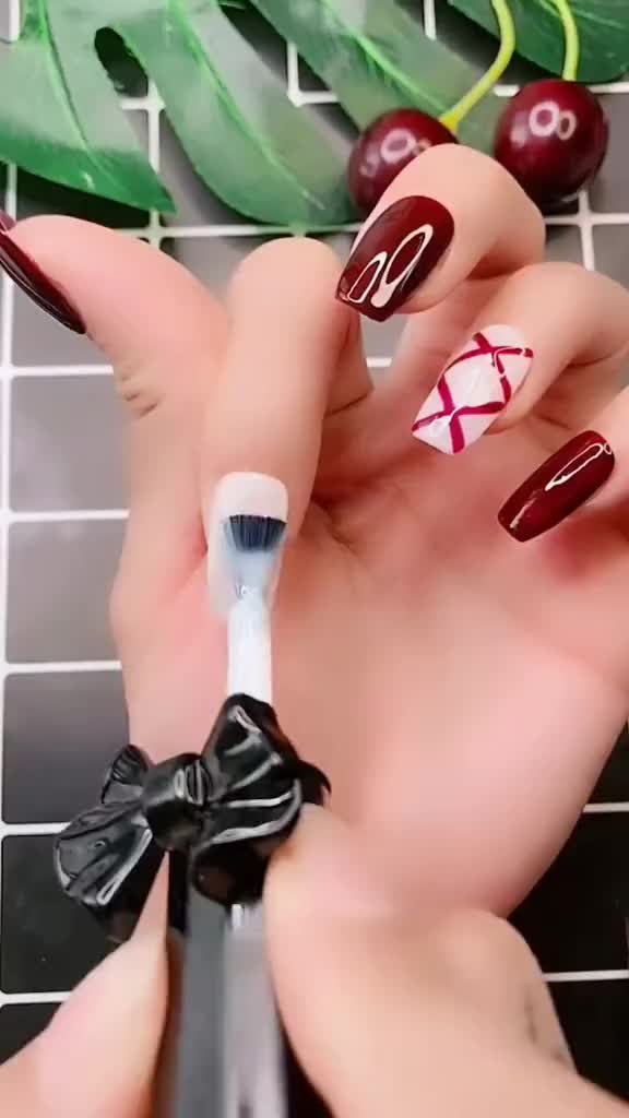 巧用点钻笔97美甲 小教程