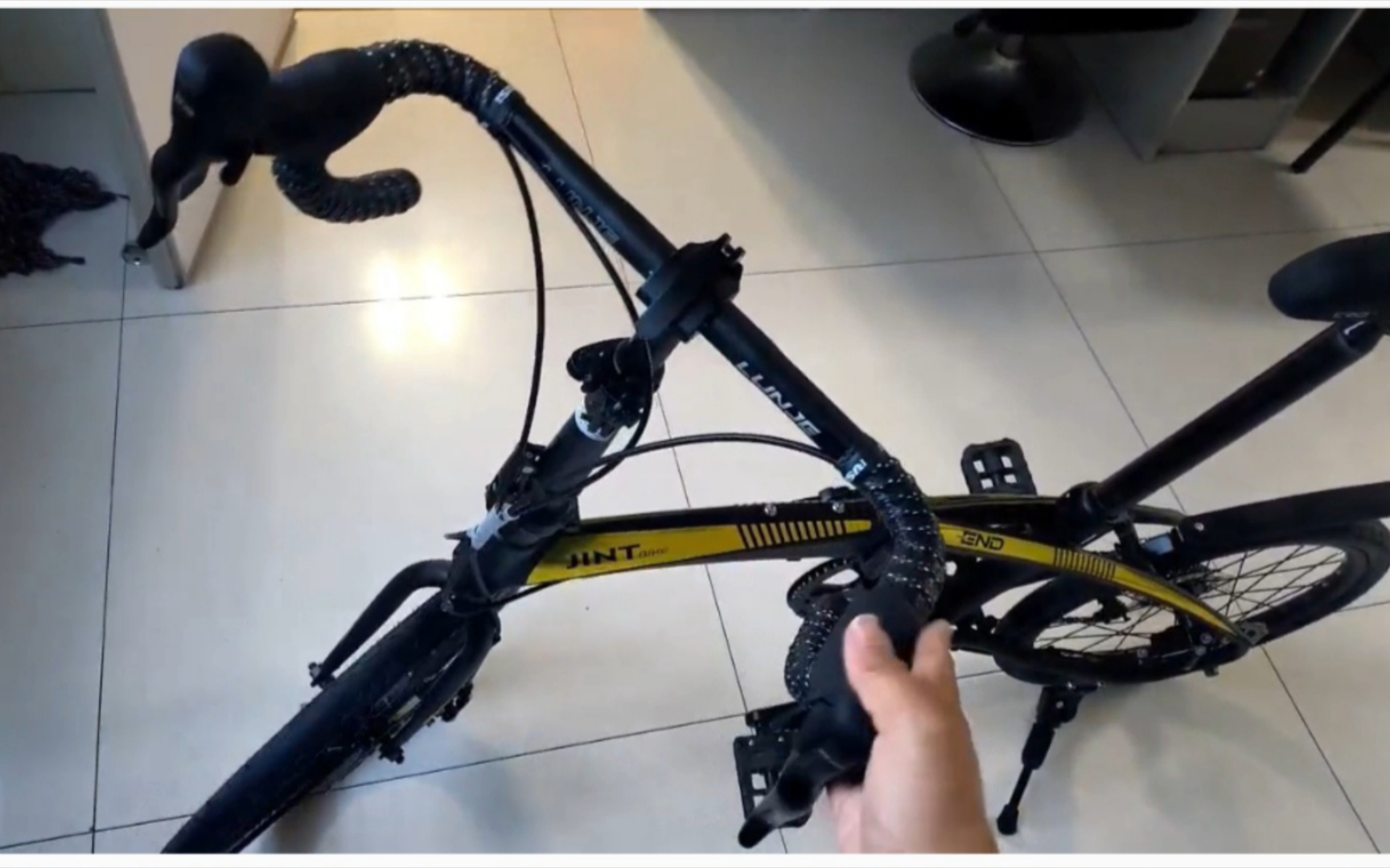 第一辆弯把折叠整好了