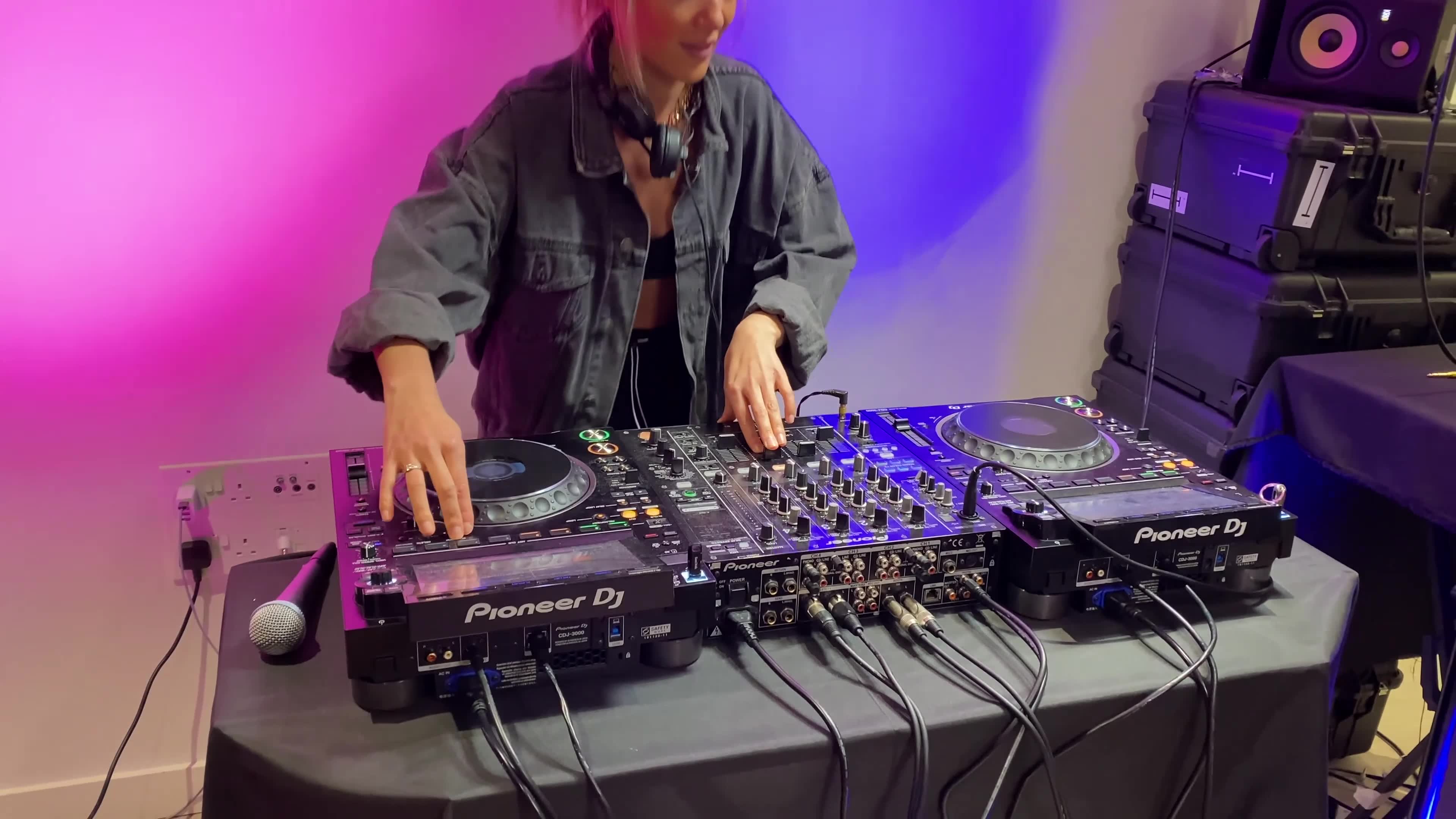 【电音现场】美女技术流dj -- tita lau 技术流30分钟打碟 | tiesto