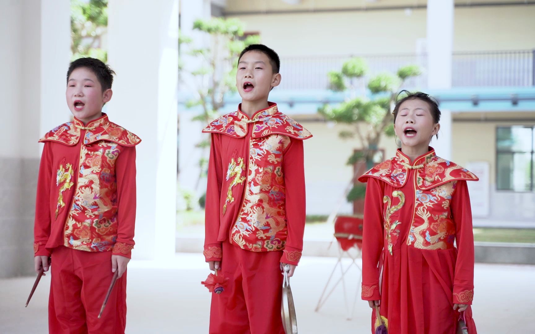 63宜昌高新区白洋小学乡村学校少年宫快板《我们有了新校园》