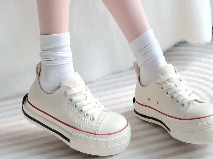 谁还没有一双白色帆布鞋呢