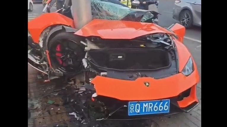 Lamborghini Huracan如何改成单座哔哩哔哩bilibili