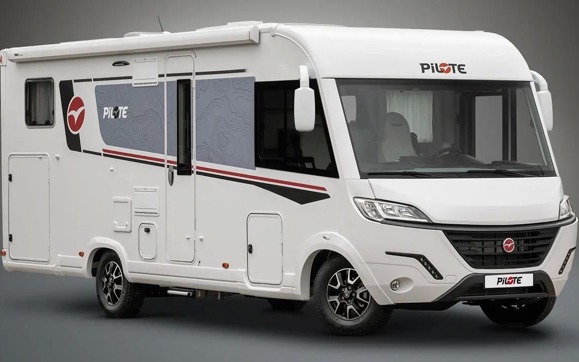 只有3.5吨的pilote g720 小a型房车