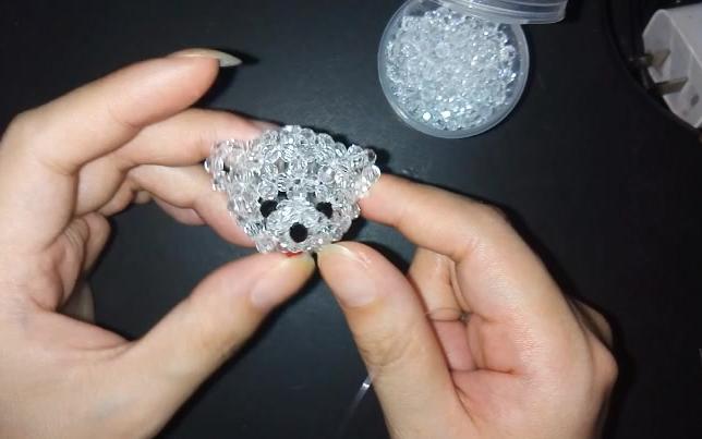 月影西楼超可爱超闪的水晶串珠熊头教程