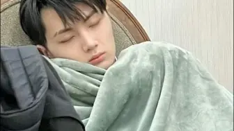 Download Video: 【哄睡】sleeping with jay