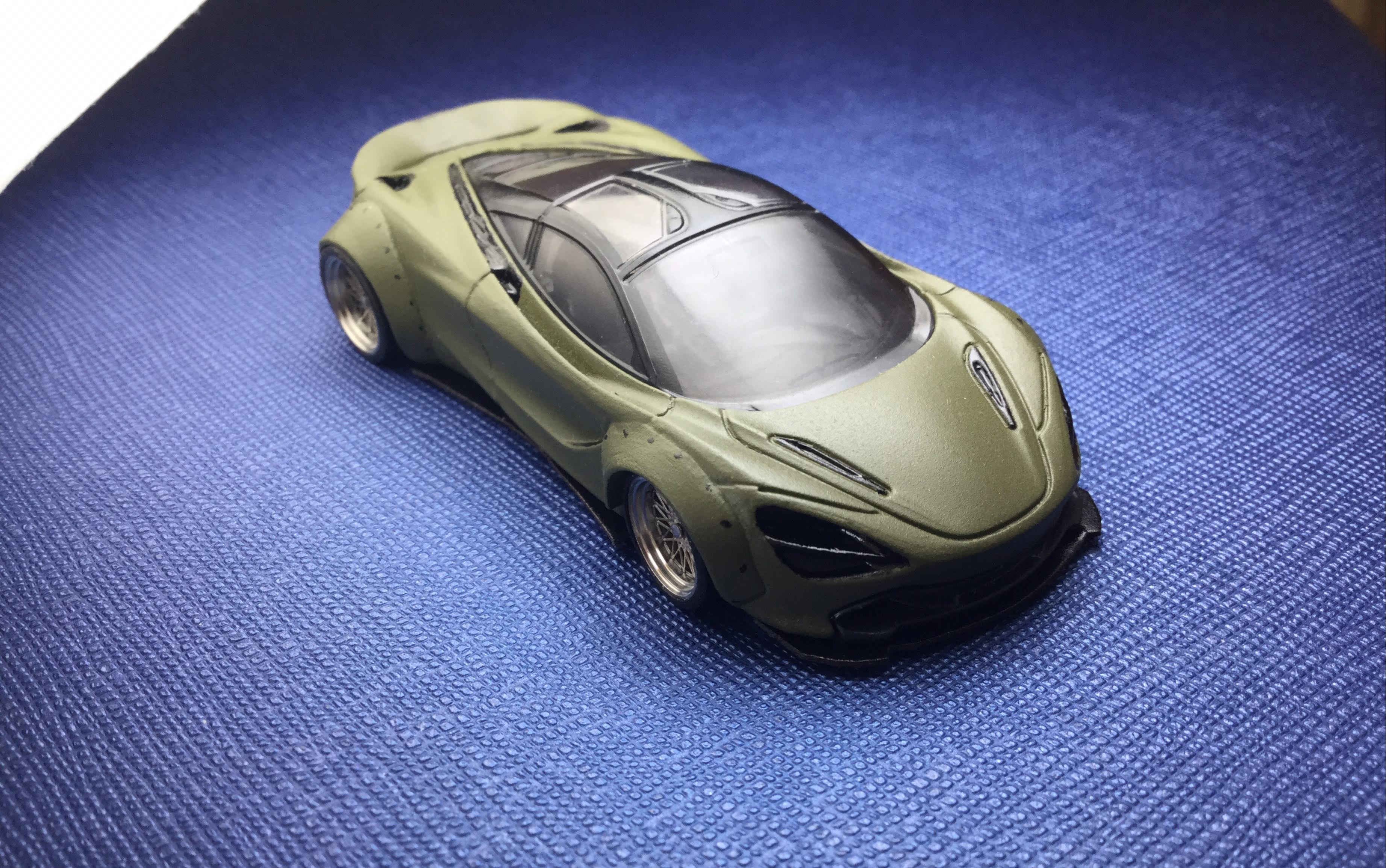 【狗场工作室】up主第一次改装小车-多美卡迈凯轮720s宽体改造