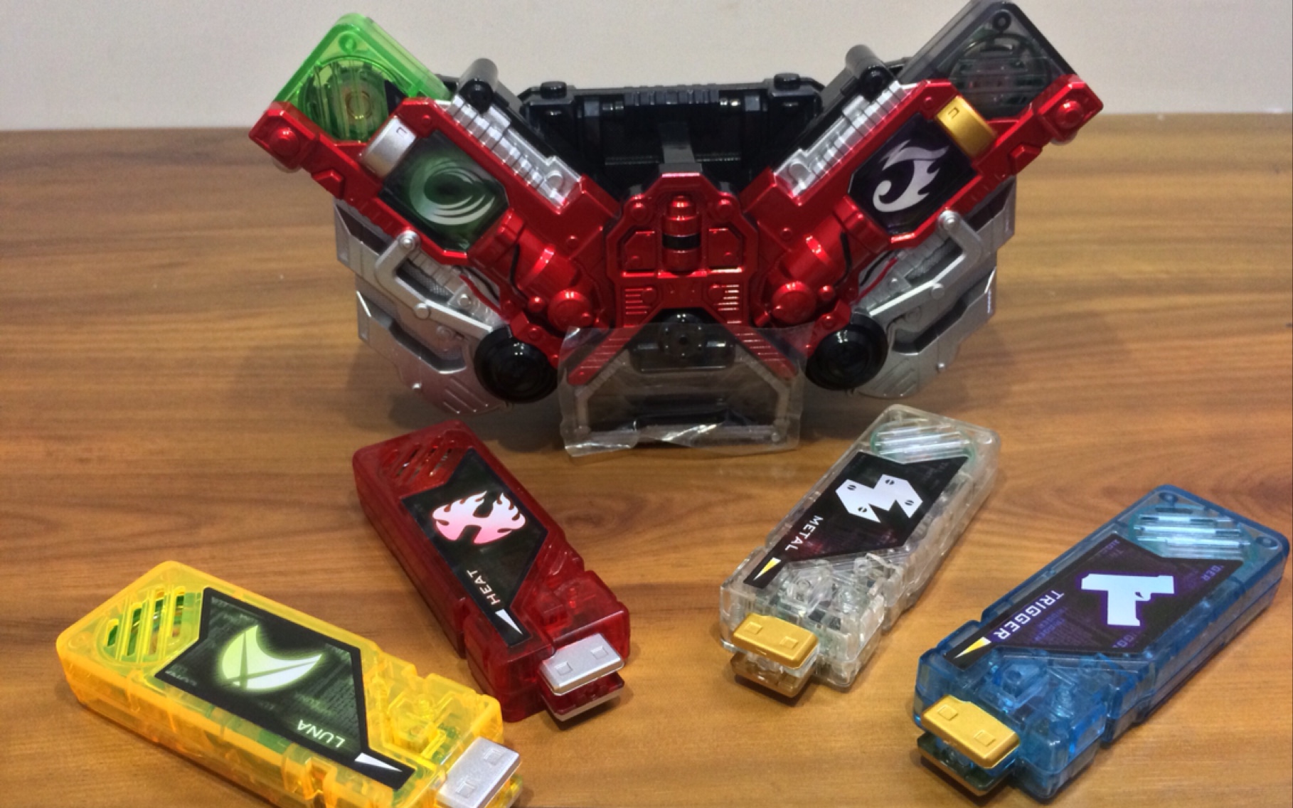 假面骑士wdoubledriver双重驱动器dx