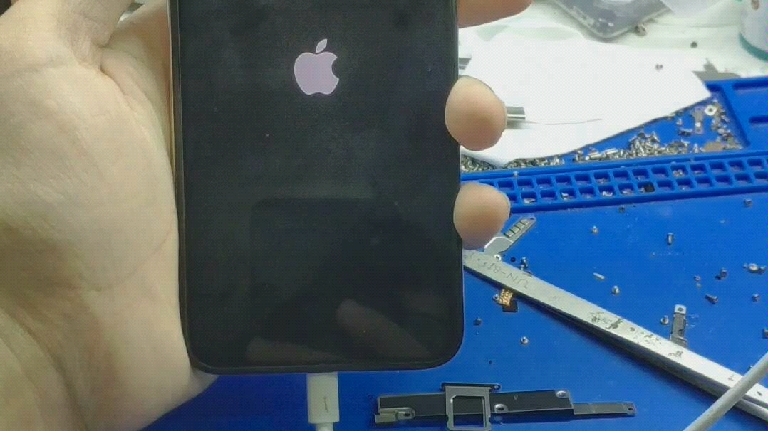 手机维修#苹果x的一颗电容损失,收老铁100米合适吗.