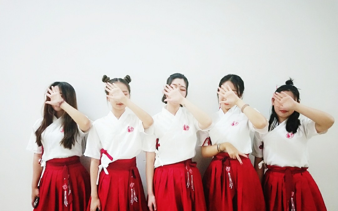 【树屋女孩 清风谣翻跳 】(常服练习版本)