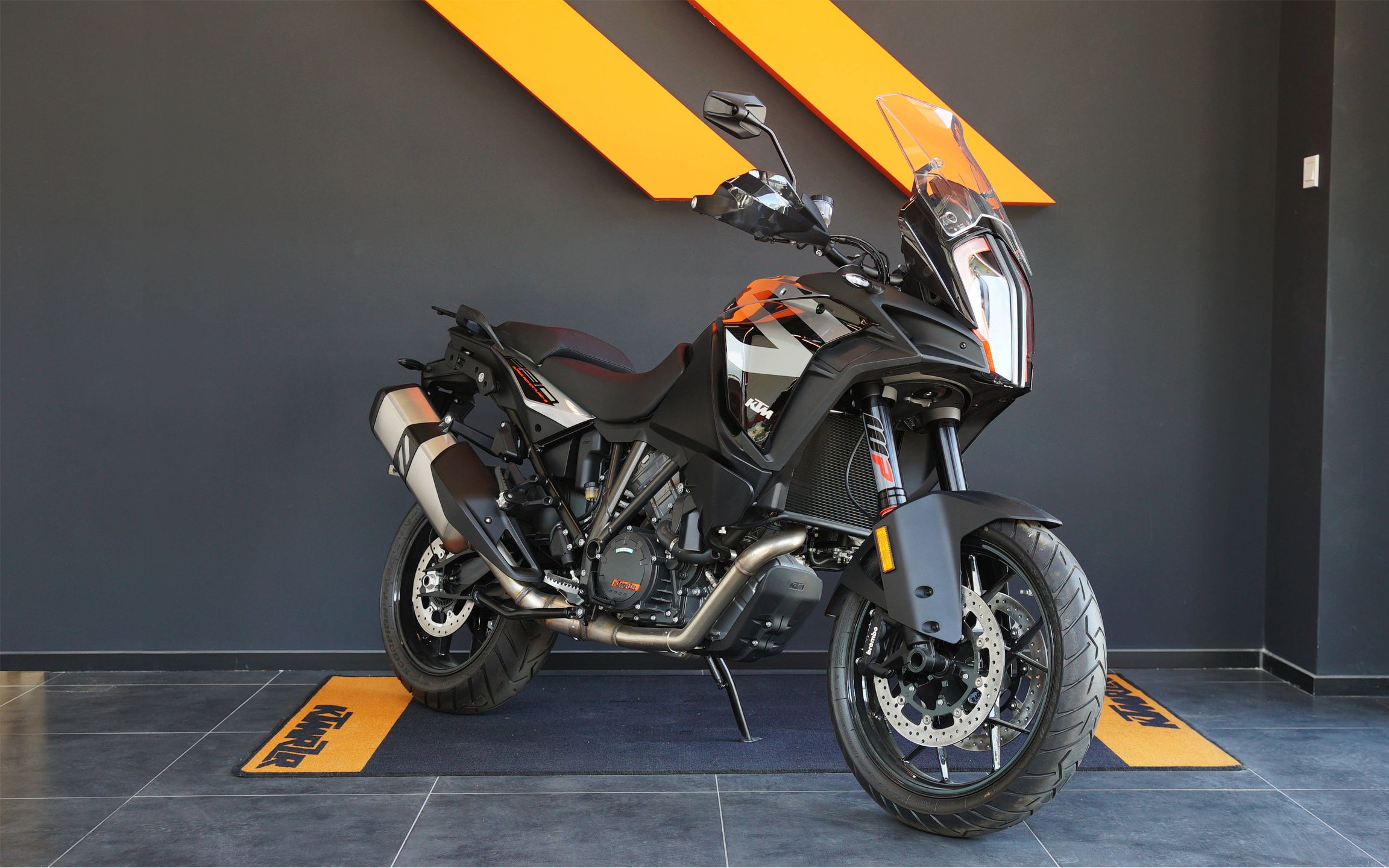 3合1高能新车 进店实拍ktm 1290 s adv s | 照摩镜_哔哩哔哩 (゜-゜)