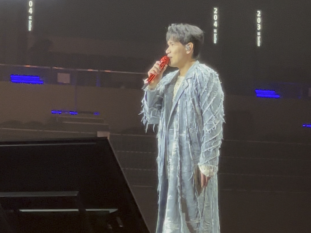 杨宗纬唱哭全场的歌曲(杨宗纬唱哭全场的歌曲空白格)