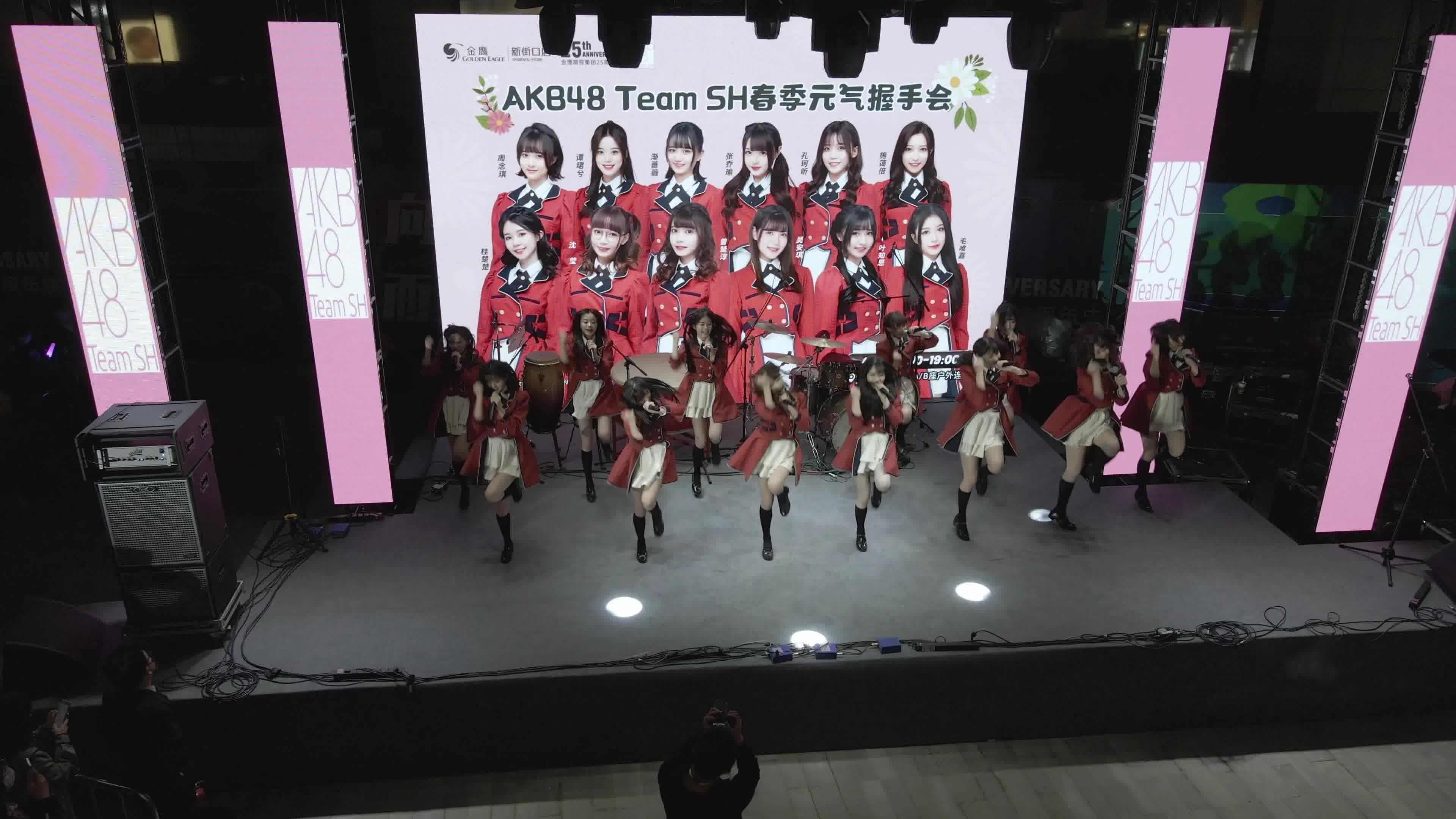 【4K60p】【AKB48TeamSH】2021.04.18 南京新街口金鹰国际购物中心 《想见你》 无人机视角哔哩哔哩bilibili