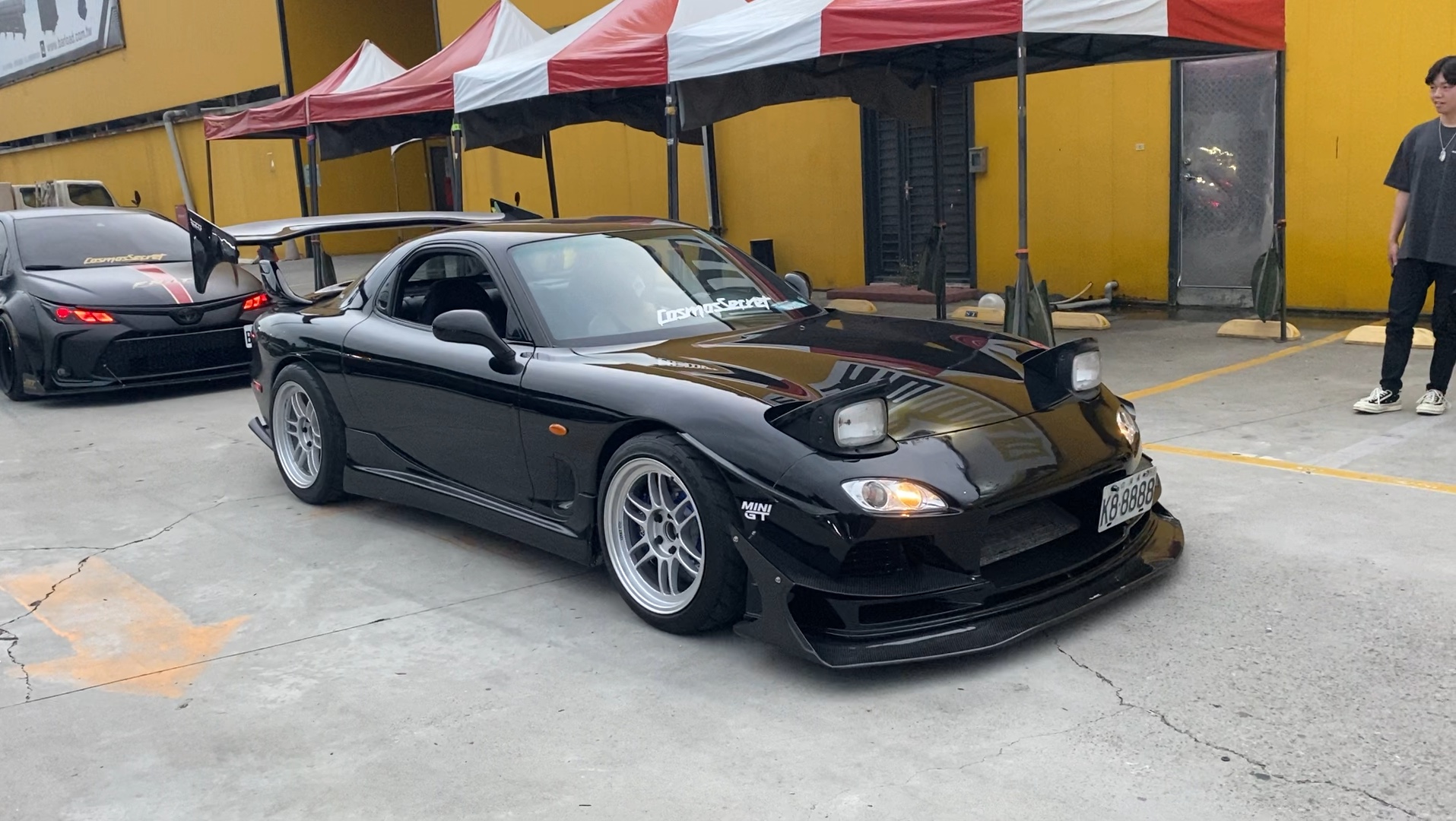 掀灯 mazda rx7爆改 5个8车牌