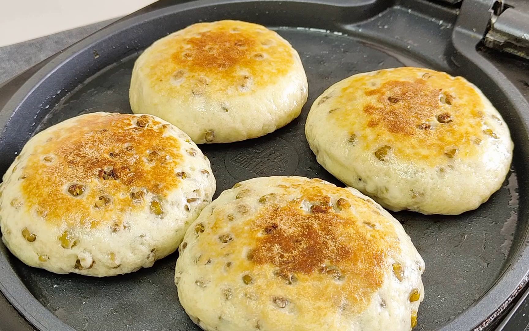 绿豆面包成品01