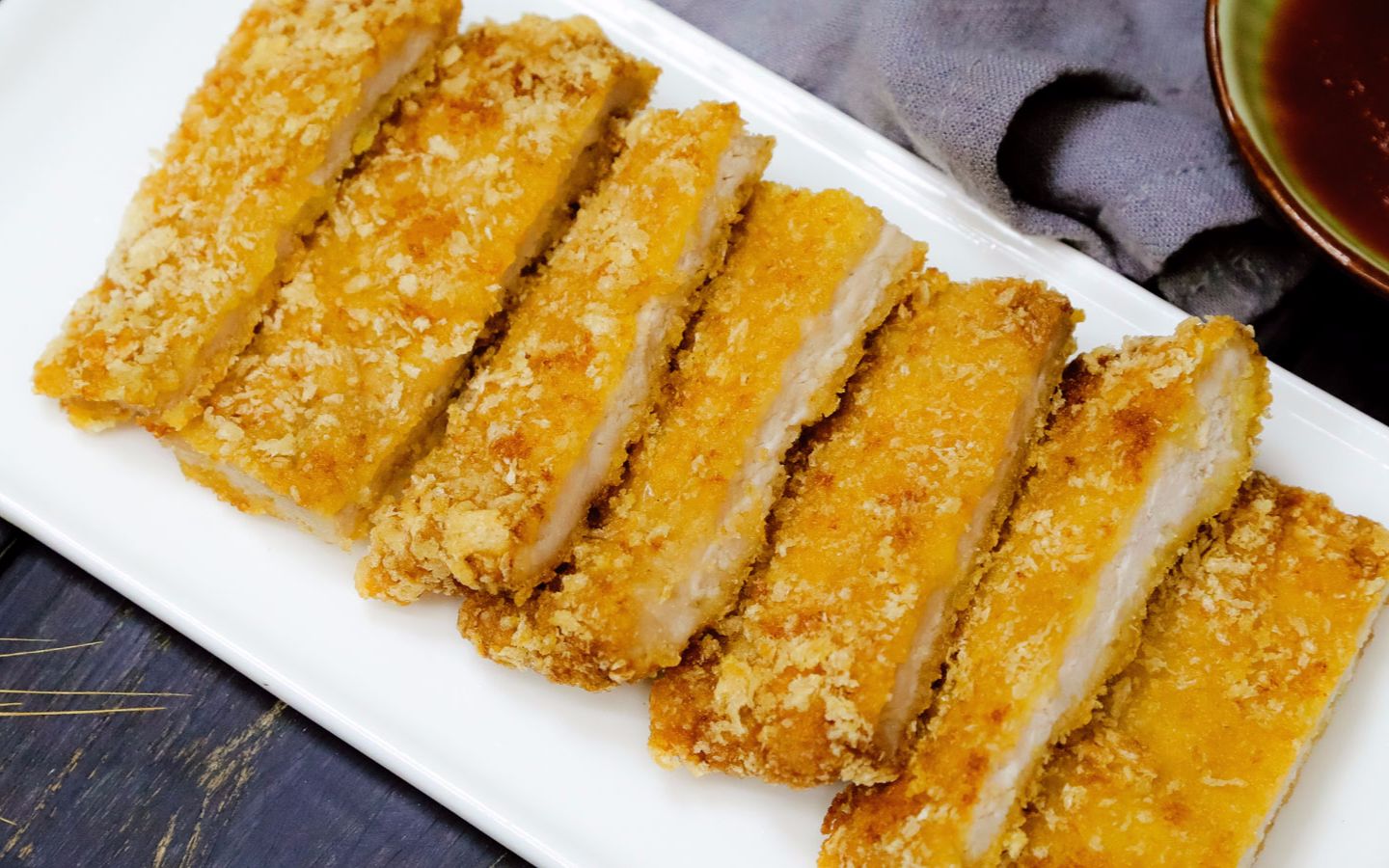 【微体兔菜谱】这块黄金炸猪排也太香了吧!_哔哩哔哩_bilibili