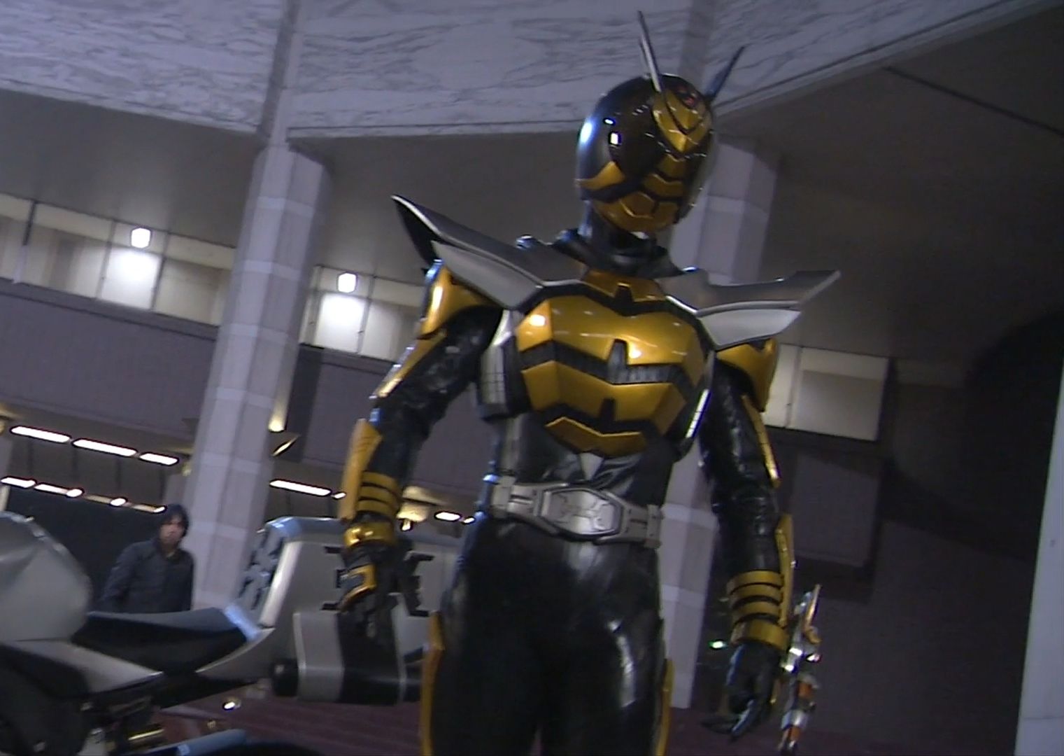 地狱兄贵的登场