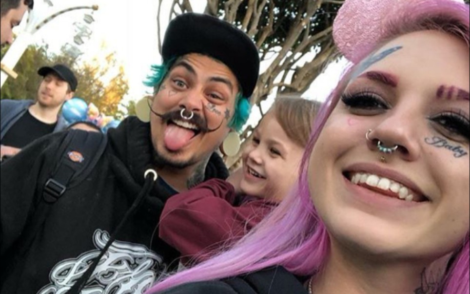 baby goth参加keyawna nikole生日聚会视频合集_哔哩哔哩_bilibili