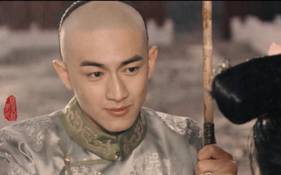 听说林更新艺考时没什么才艺,但考官觉得他太帅了就让他过了.