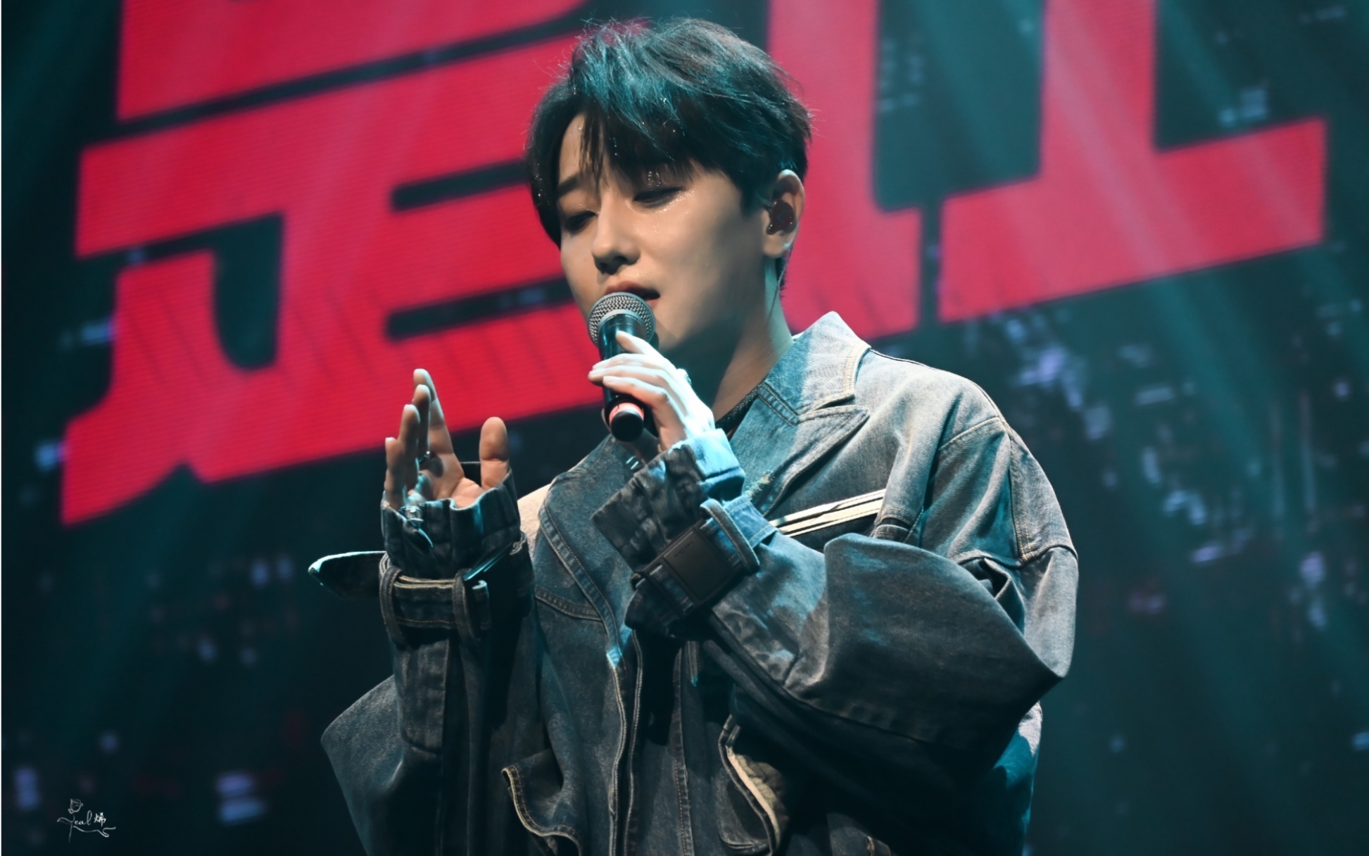我们都不会是彼此的多余 赵泳鑫日落派对北京收官站第一排《多余》