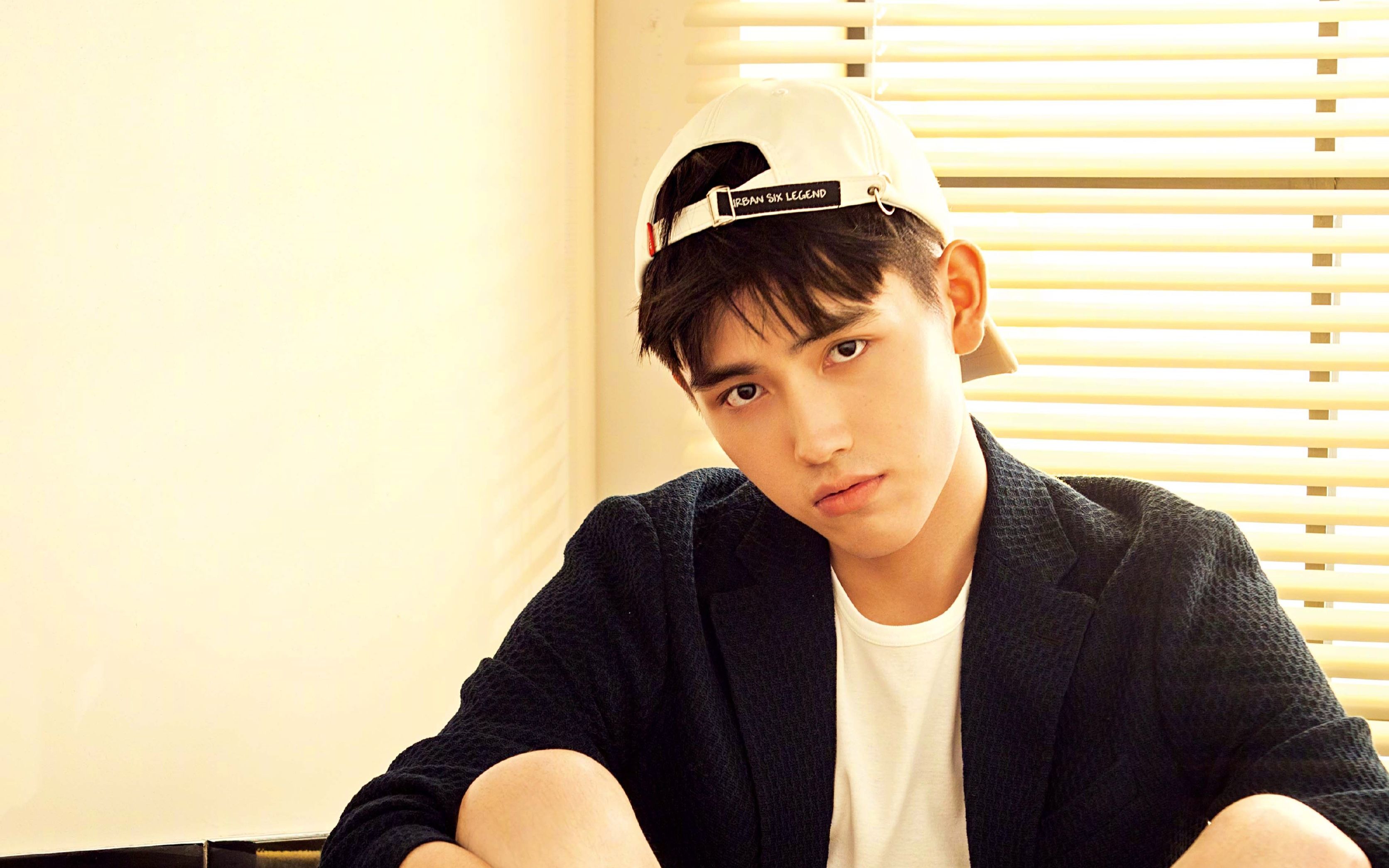 【陈飞宇】【杂志】时尚cosmo pinkpower_哔哩哔哩 (゜-゜)つロ 干杯