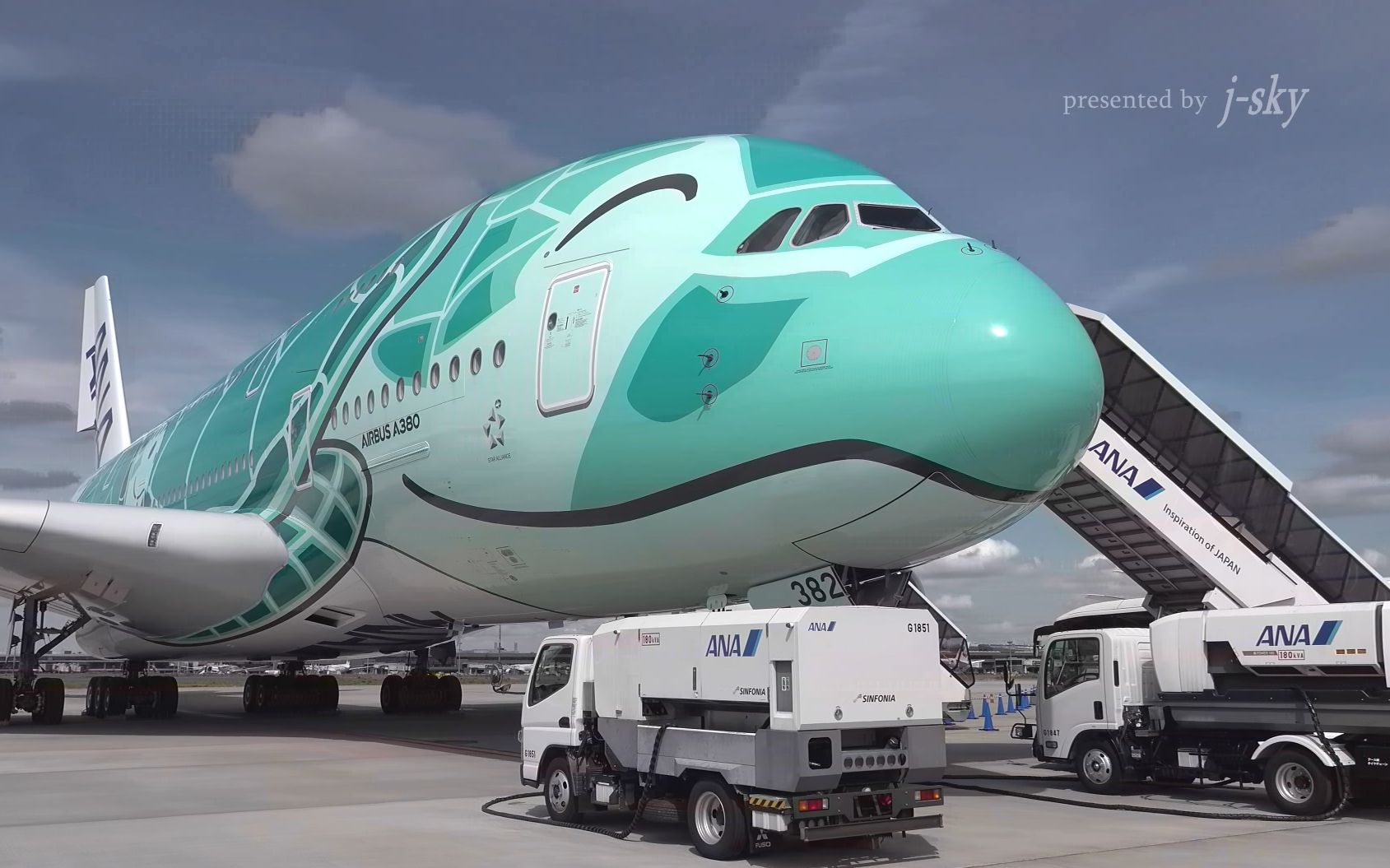 【4k】全日空a380 近距离后推(ja381a) 驾驶舱全景(ja382a) 【j-sky】