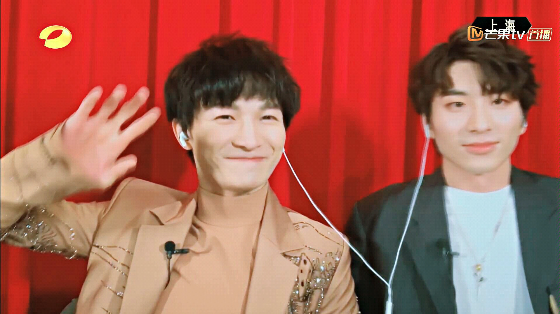 周深蔡程昱有何不可可爱向reactioncut