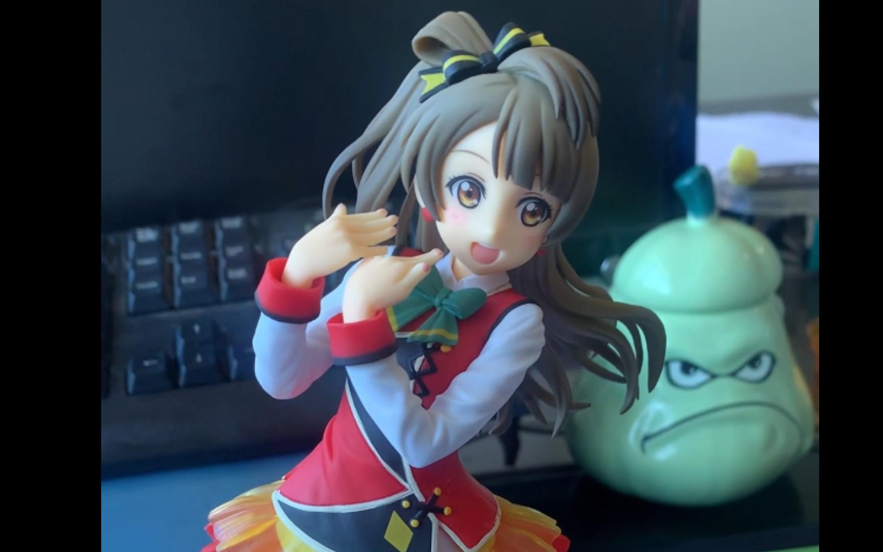 南小鸟手办开箱