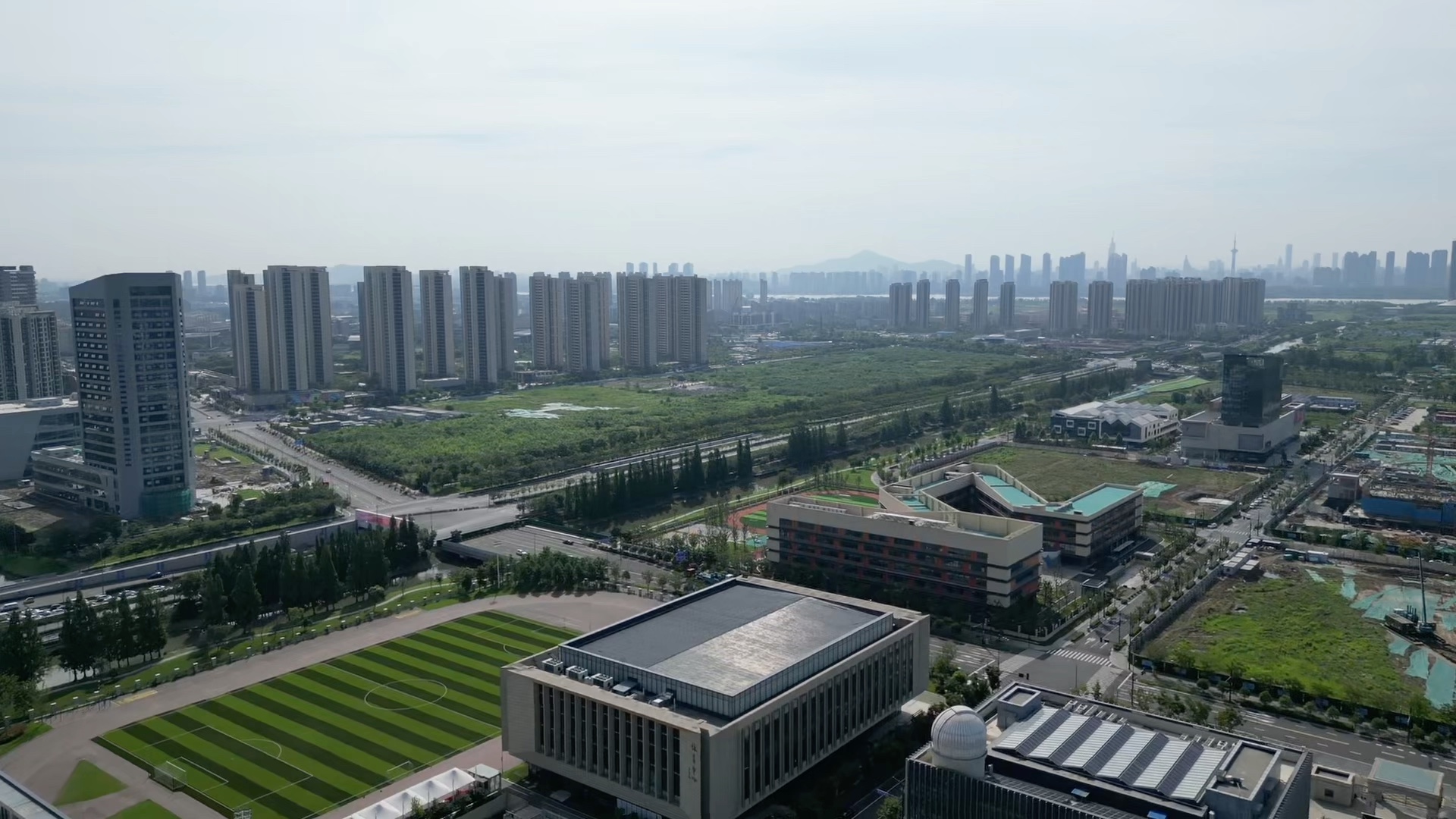 南京一中江北校区高中部掠影#航拍 #南京一中 #高中 #中考